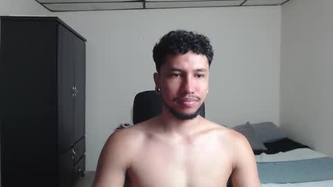 yeff online show from December 5, 1:58 am