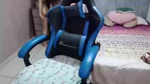 yeibles_hana2 online show from October 17, 12:47 am