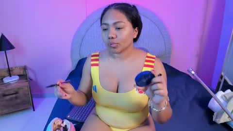 yeika_foxy online show from June 23, 11:41 am