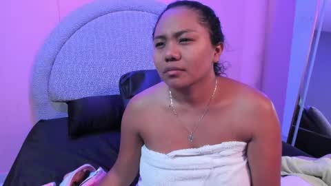 yeika_foxy online show from July 18, 11:47 am