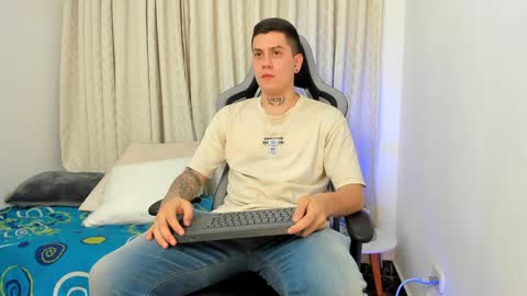 YEIKO ROMERO online show from December 12, 11:25 pm