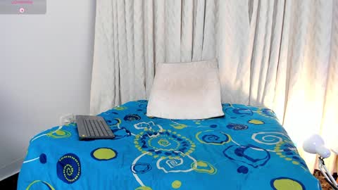 YEIKO ROMERO online show from December 14, 2:23 am