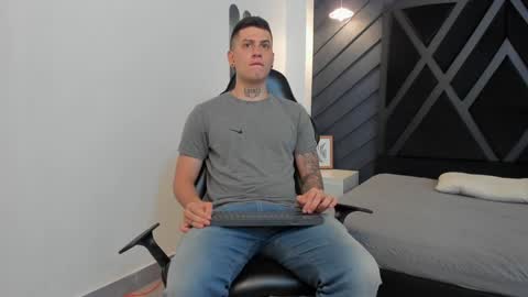 YEIKO ROMERO online show from January 10, 11:18 pm