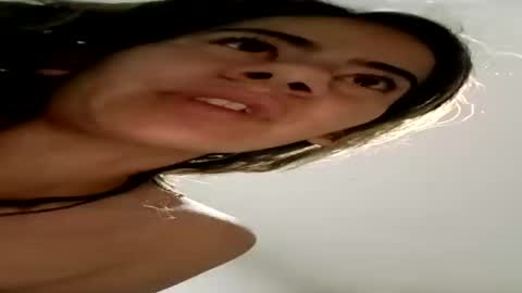 Snapshot of yeily_3 chatting on July 1, 7:21 am Yeli online show from July 1, 7:21 am