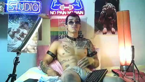 Snapshot of yeisoncastellanos1999 chatting on September 17, 11:50 pm yeisoncastellanos1999 online show from September 17, 11:50 pm