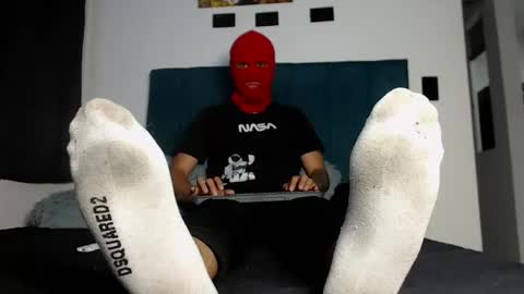 yeisongomezz online show from September 30, 3:44 am