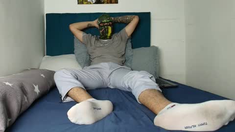 yeisongomezz online show from December 19, 6:04 pm