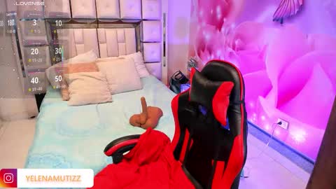 yelena  online show from November 15, 1:40 pm