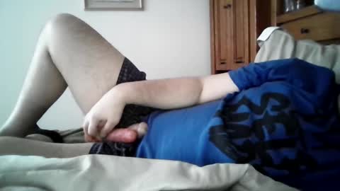 yellaguy1202 online show from February 11, 5:29 pm