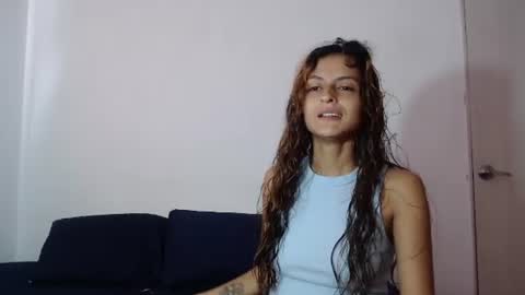 Snapshot of yemaya_28 chatting on July 15, 6:35 pm Yemaya 28 online show from July 15, 6:35 pm