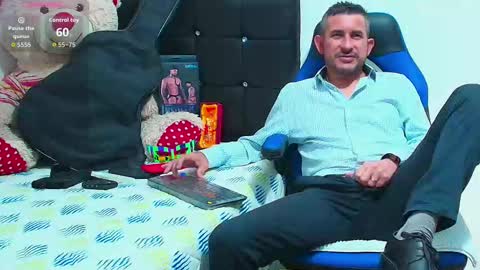 Yeol online show from October 15, 6:30 pm