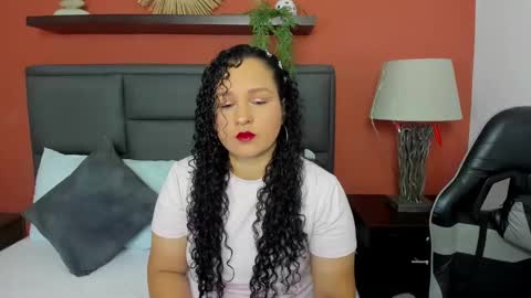 Y E R A  online show from December 19, 12:01 pm