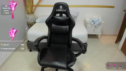 yesenia online show from January 23, 12:57 am