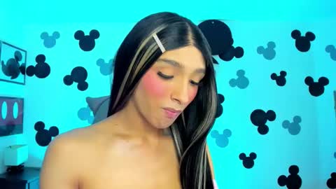 yess__daddy1 online show from March 20, 3:33 am