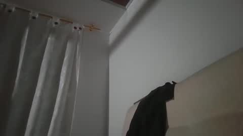 Snapshot of yessica_08 chatting on April 7, 5:08 am yessica and andres online show from April 7, 5:08 am