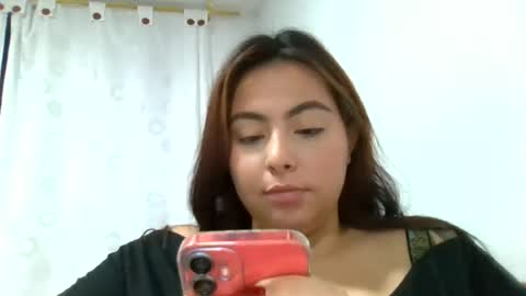 yessica and andres online show from July 1, 2:35 am