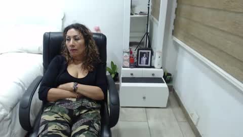 jessy online show from December 12, 2:59 am