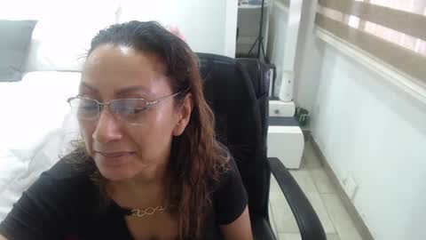 jessy online show from December 15, 5:53 pm