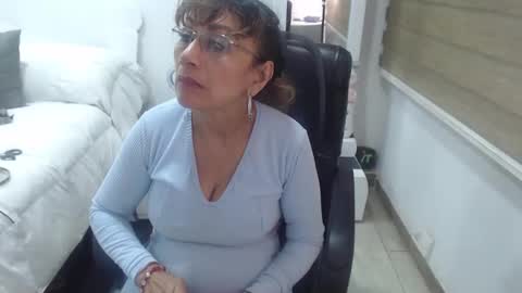 jessy online show from December 18, 11:40 pm