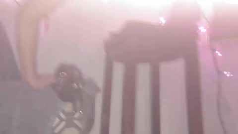 CUMONURFACE online show from December 24, 9:28 am