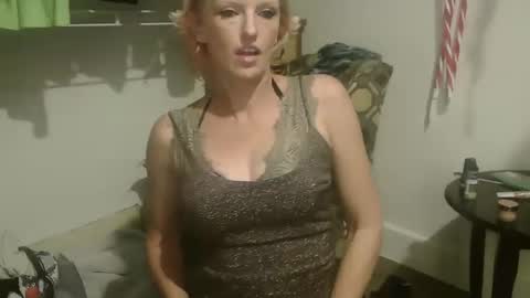 CUMONURFACE online show from January 28, 9:30 am