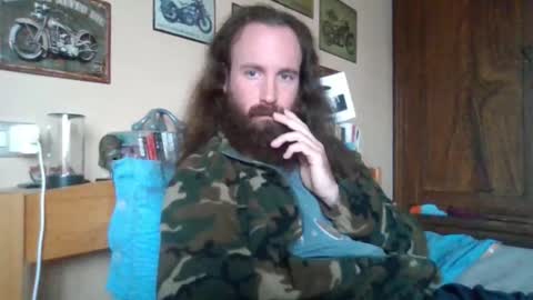 yeti_92 online show from October 2, 10:55 am