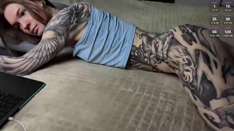 yexes online show from November 9, 3:38 am