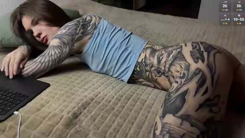 yexes online show from January 18, 2:37 am