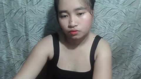 yhang_19 online show from September 22, 6:37 am
