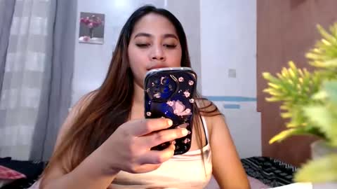 yhang_slut online show from February 9, 8:44 am