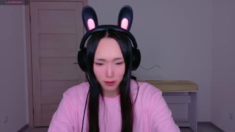 yingying_ online show from February 11, 1:32 am