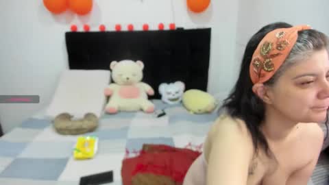 yinyyanghot online show from October 30, 10:27 am