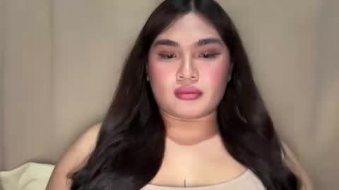 Snapshot of yllanahard chatting on December 21, 5:40 pm yllana love online show from December 21, 5:40 pm