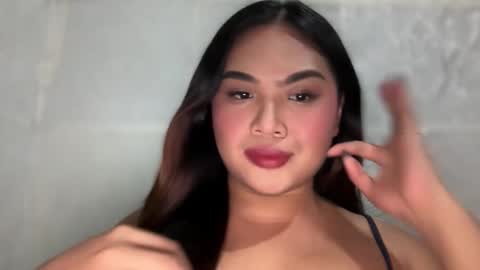 yllana love online show from February 9, 11:58 am