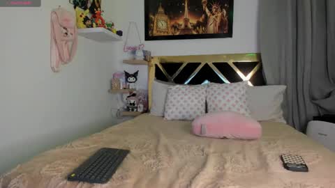 lucy online show from May 30, 4:09 am