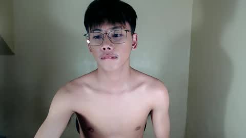 ynotyu online show from November 3, 5:14 pm