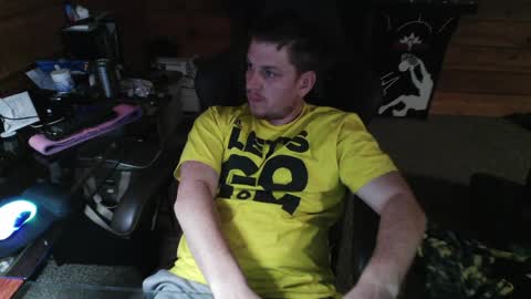 Snapshot of yobenko chatting on March 28, 4:01 am yobenko online show from March 28, 4:01 am