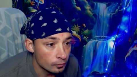 Snapshot of yobleez chatting on November 27, 9:44 am yobleez online show from November 27, 9:44 am