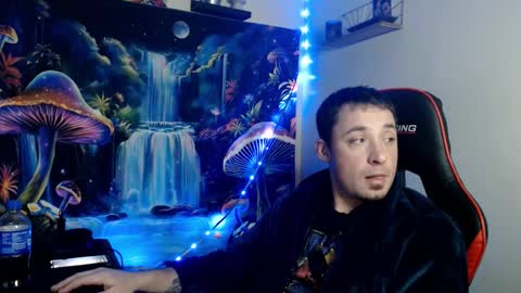 yobleez online show from December 15, 8:13 pm