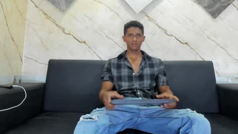 Yoel online show from June 4, 11:16 am