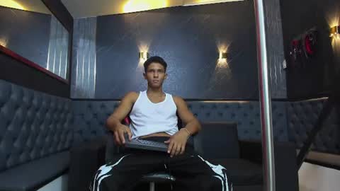 Yoel online show from July 16, 12:11 pm