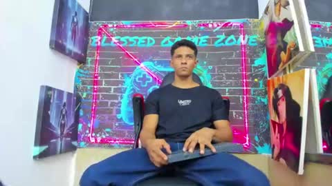 Yoel online show from July 25, 11:41 am