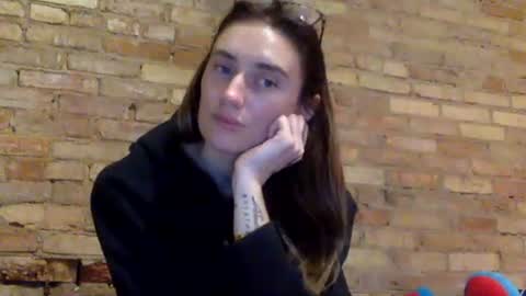 Snapshot of yogagirl777 chatting on January 23, 3:37 am Ann Marie online show from January 23, 3:37 am