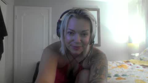 Yogiblondebangme online show from September 27, 10:04 pm