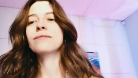 Snapshot of yoka_paradoxxx chatting on April 16, 9:10 am yoka_paradoxxx online show from April 16, 9:10 am
