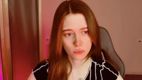 Snapshot of yoka_paradoxxx chatting on April 27, 9:07 am yoka_paradoxxx online show from April 27, 9:07 am
