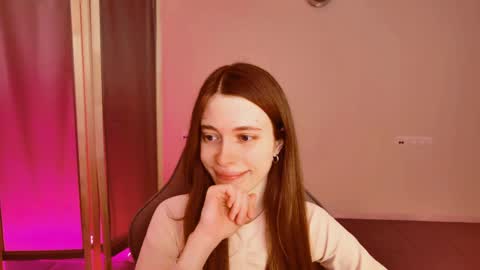Snapshot of yoka_paradoxxx chatting on April 28, 9:25 am yoka_paradoxxx online show from April 28, 9:25 am