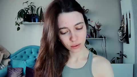 Snapshot of yoka_paradoxxx chatting on May 10, 10:53 am yoka_paradoxxx online show from May 10, 10:53 am