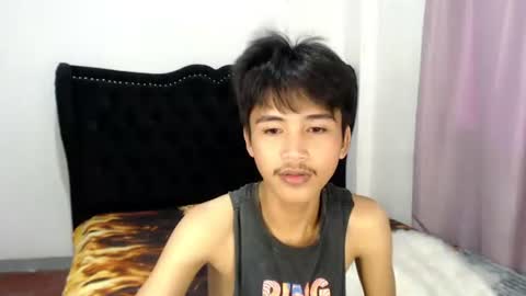 Snapshot of yokai24 chatting on November 16, 5:57 am yokaii online show from November 16, 5:57 am