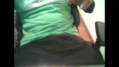 Snapshot of yokaxondoo chatting on January 19, 3:18 am yokaxondoo online show from January 19, 3:18 am